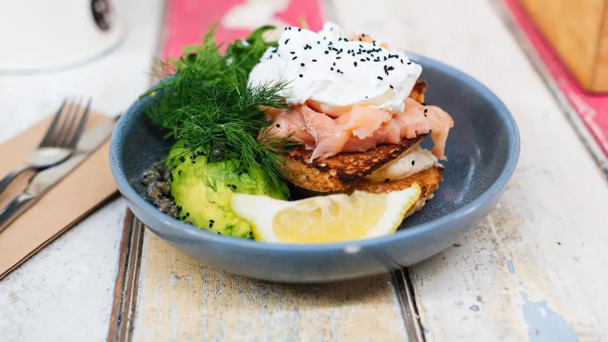 Supergod sås till varmrökt lax - recept